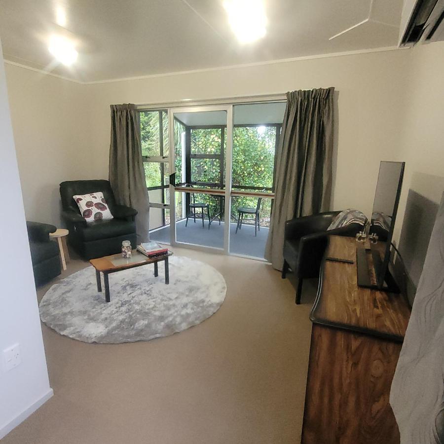 Villa Couples Retreat Reefton Esterno foto